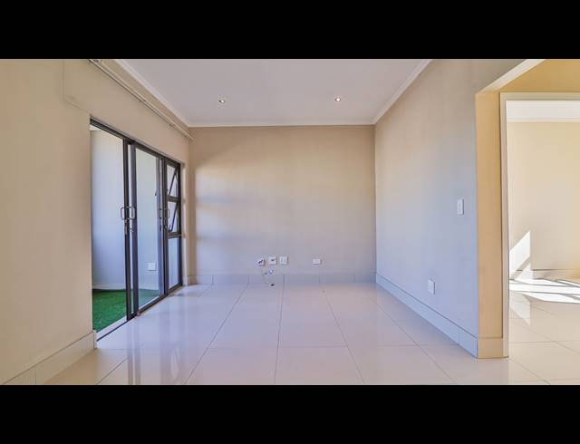 2 BEDROOM APARTMENT FOR SALE IN UMHLANGA RIDGE